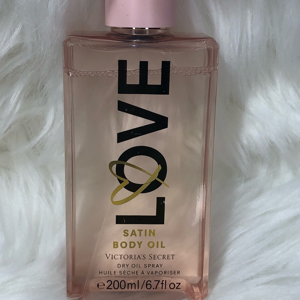 Victoria’s Secret Love satin body oil
